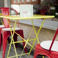 LeDu Happy Dumplings | Theresienstraße | Aussen Sitzplätze LeDu Happy Dumplings | Theresienstraße | Aussen Sitzplätze